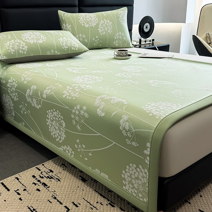 91家纺网 家纺一手货源 找家纺 全季家居 2025新款5A乙纶全PE花卉轻奢提花凉感软凉席席子 落盏-浅绿 床席