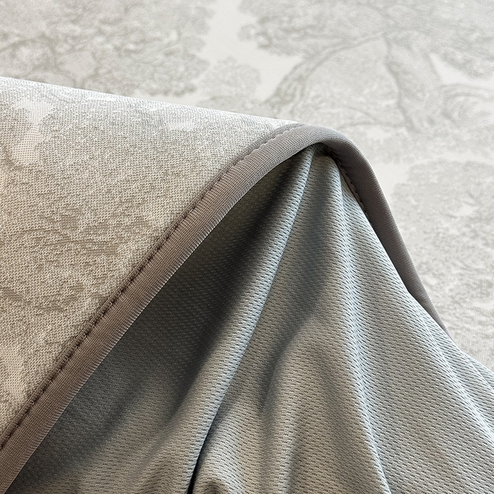 91家纺网 家纺一手货源 找家纺 全季家居 2025新款5A乙纶全PE花卉轻奢提花凉感软凉席席子 暗香疏影-浅灰 床笠