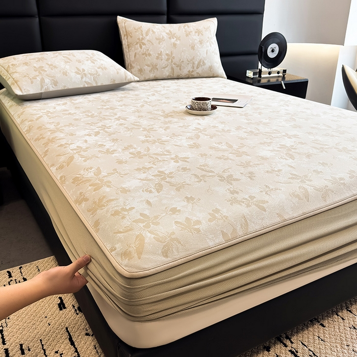 91家纺网 家纺一手货源 找家纺 全季家居 2025新款5A乙纶全PE花卉轻奢提花凉感软凉席席子 繁花似锦-浅咖 床笠