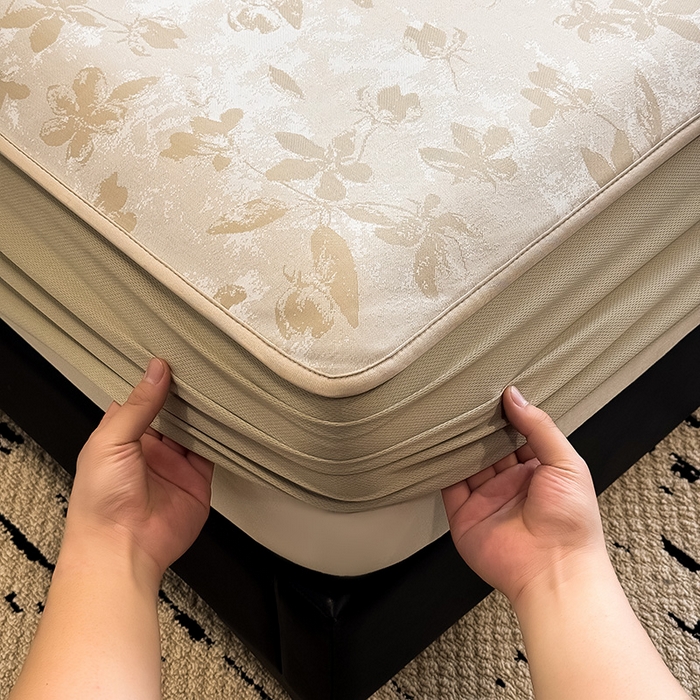 91家纺网 家纺一手货源 找家纺 全季家居 2025新款5A乙纶全PE花卉轻奢提花凉感软凉席席子 繁花似锦-浅咖 床笠