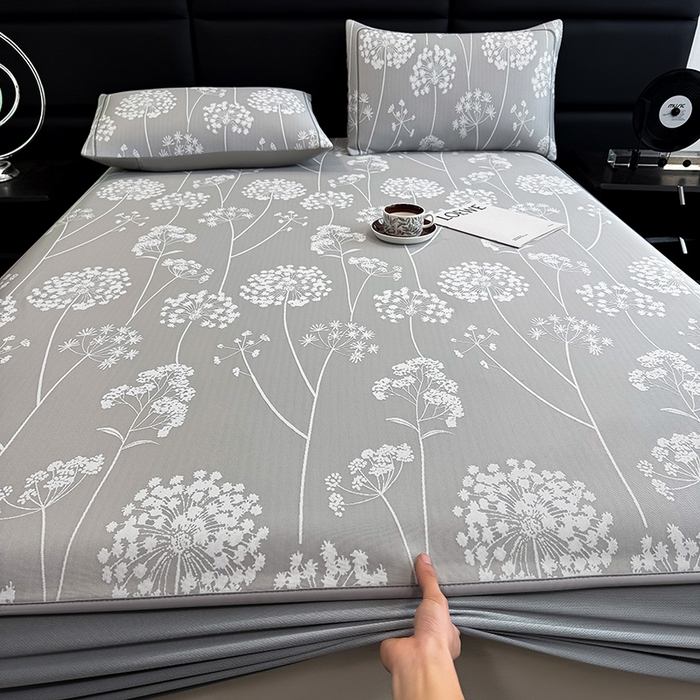 91家纺网 家纺一手货源 找家纺 全季家居 2025新款5A乙纶全PE花卉轻奢提花凉感软凉席席子 落盏-浅灰 床笠