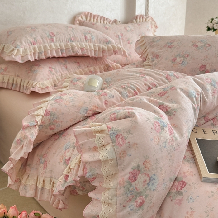 91家纺网 家纺一手货源 找家纺 （总）简宜家居（朝初家纺） 2025新款40s全棉纯棉双层纱撞色蕾丝花边四件套