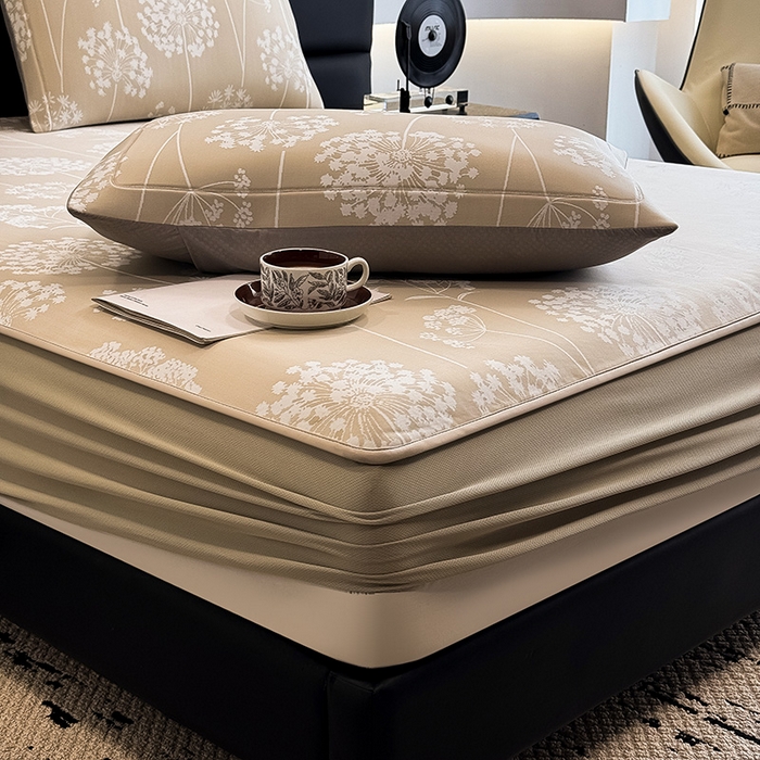 91家纺网 家纺一手货源 找家纺 全季家居 2025新款5A乙纶全PE花卉轻奢提花凉感软凉席席子 落盏-浅咖 床笠