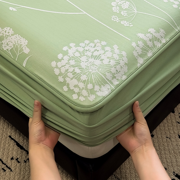 91家纺网 家纺一手货源 找家纺 全季家居 2025新款5A乙纶全PE花卉轻奢提花凉感软凉席席子 落盏-浅绿 床笠