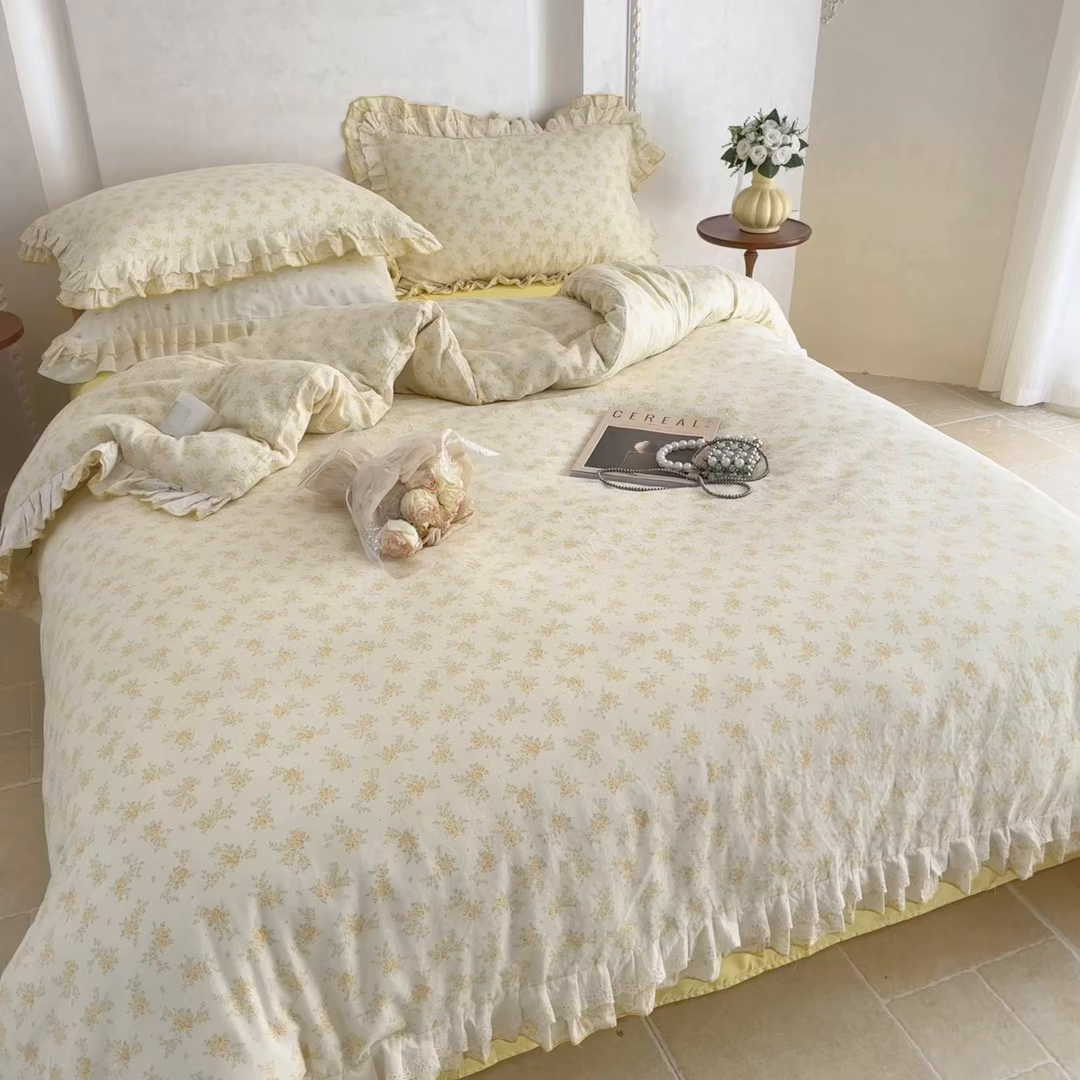 91家纺网 家纺一手货源 找家纺 简宜家居（朝初家纺） 2025新款40s全棉纯棉双层纱撞色蕾丝花边四件套 黄玫暖居