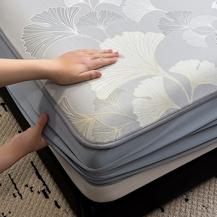 91家纺网 家纺一手货源 找家纺 全季家居 2025新款5A乙纶全PE花卉轻奢提花凉感软凉席席子 漫香银杏 床笠