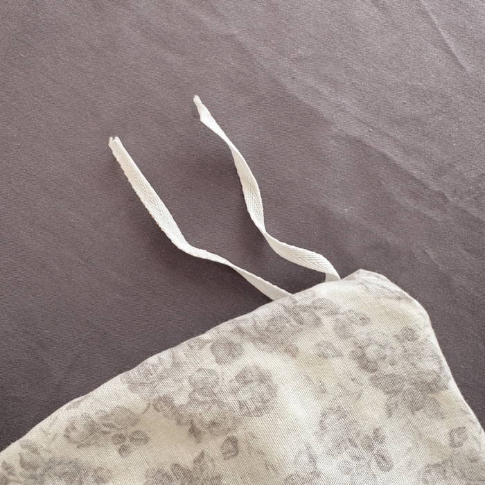 91家纺网 家纺一手货源 找家纺 简宜家居（朝初家纺） 2025新款40s全棉纯棉双层纱撞色蕾丝花边四件套 赫本印象