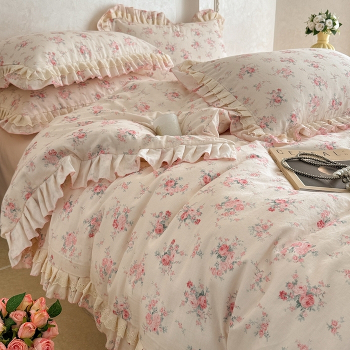 91家纺网 家纺一手货源 找家纺 简宜家居（朝初家纺） 2025新款40s全棉纯棉双层纱撞色蕾丝花边四件套 牡丹底白