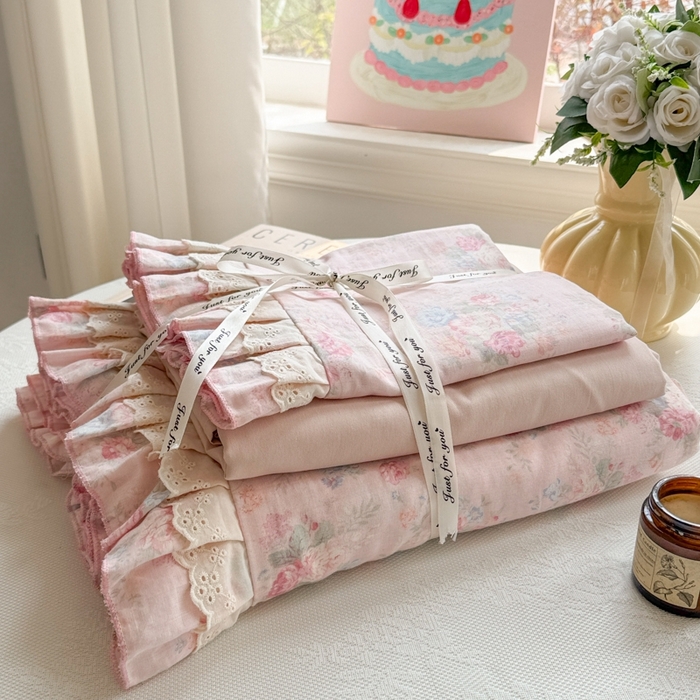 91家纺网 家纺一手货源 找家纺 简宜家居（朝初家纺） 2025新款40s全棉纯棉双层纱撞色蕾丝花边四件套 牡丹恋梦-粉