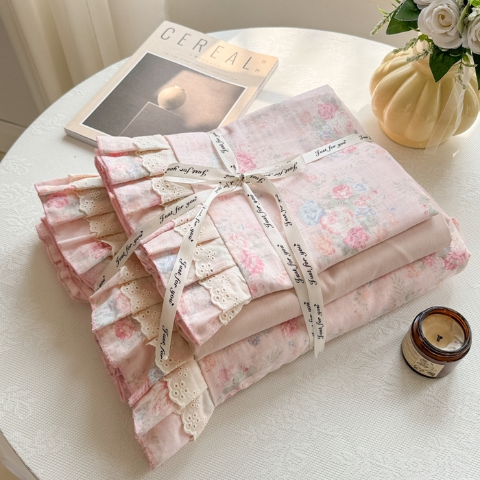 91家纺网 家纺一手货源 找家纺 简宜家居（朝初家纺） 2025新款40s全棉纯棉双层纱撞色蕾丝花边四件套 牡丹恋梦-粉