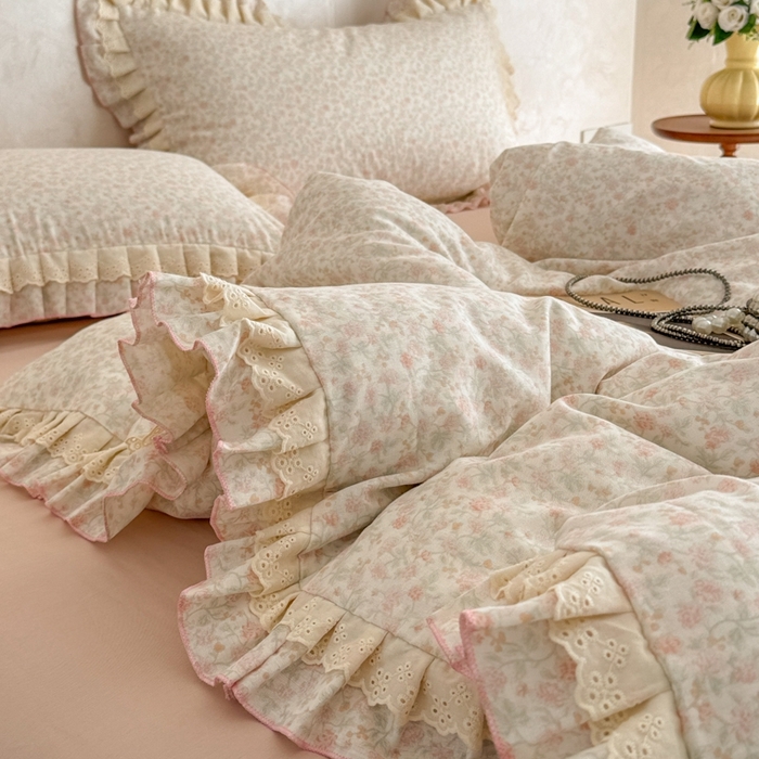 91家纺网 家纺一手货源 找家纺 简宜家居（朝初家纺） 2025新款40s全棉纯棉双层纱撞色蕾丝花边四件套 琼花粉絮