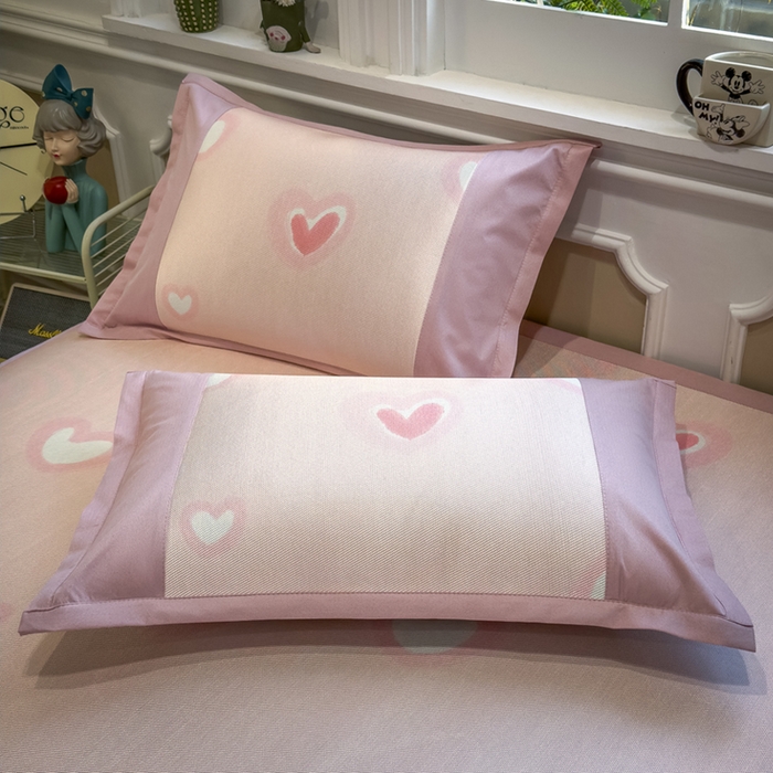 91家纺网 家纺一手货源 找家纺 全季家居 2025春夏新款A类拼边数码印花单枕套 枕套单件 萌心