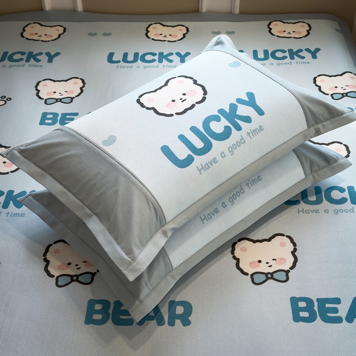 91家纺网 家纺一手货源 找家纺 全季家居 2025春夏新款A类拼边数码印花单枕套 枕套单件 幸运熊