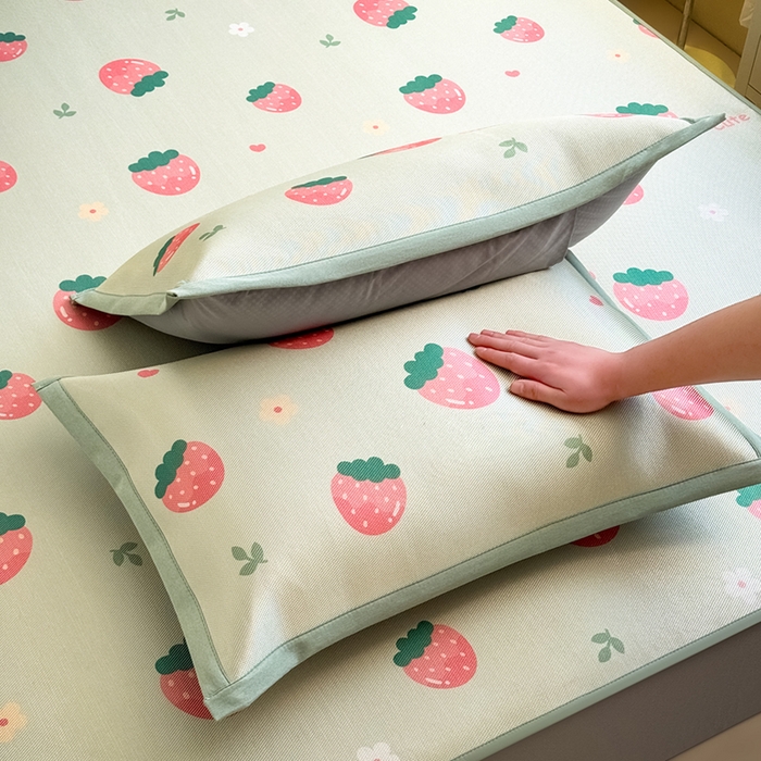 91家纺网 家纺一手货源 找家纺 全季家居 2025春夏新款A类小清新数码印花单枕套 枕套单件 草莓