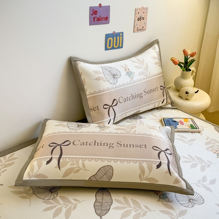 91家纺网 家纺一手货源 找家纺 全季家居 2025春夏新款A类小清新数码印花单枕套 枕套单件 复古花园