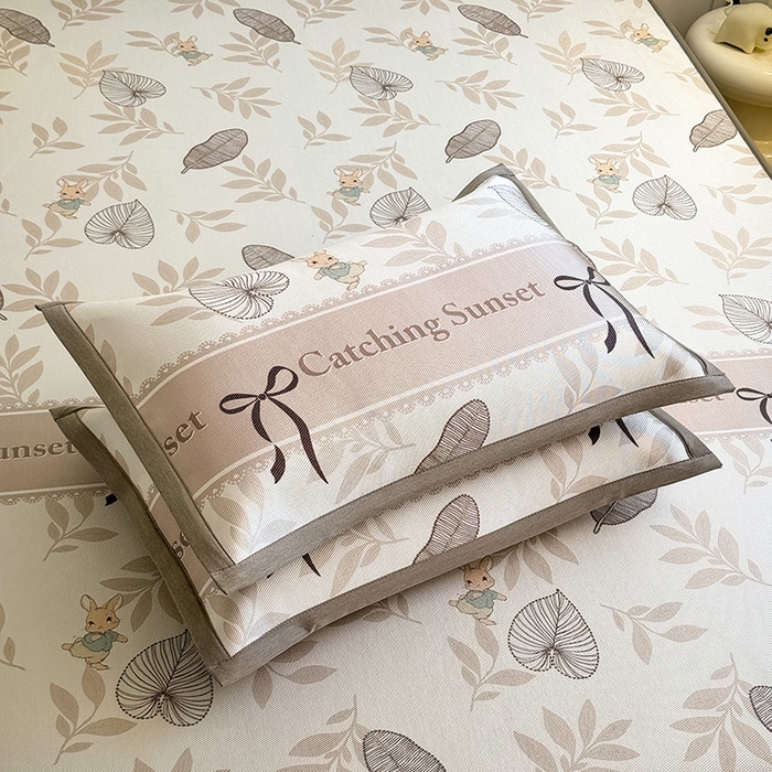 91家纺网 家纺一手货源 找家纺 全季家居 2025春夏新款A类小清新数码印花单枕套 枕套单件 复古花园