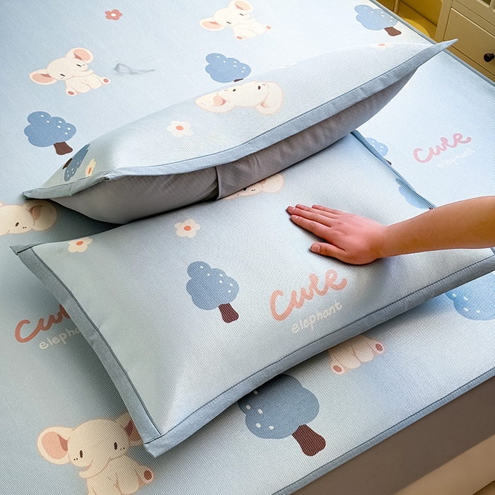 91家纺网 家纺一手货源 找家纺 全季家居 2025春夏新款A类小清新数码印花单枕套 枕套单件 森林小象