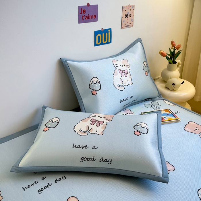 91家纺网 家纺一手货源 找家纺 全季家居 2025春夏新款A类小清新数码印花单枕套 枕套单件 雪糕猫咪