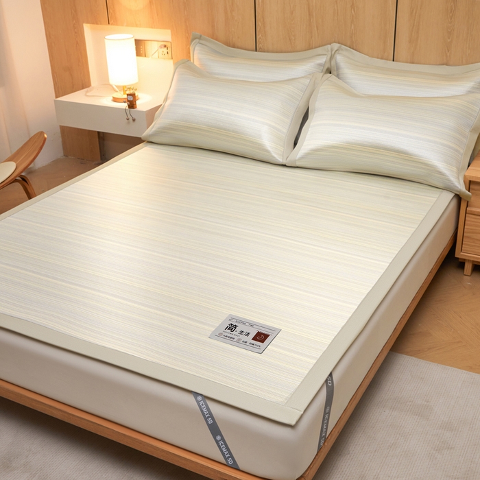 91家纺网 家纺一手货源 找家纺 全季家居 2025新款5A抗菌防螨仿草席冰藤席凉席席子 简生活-雅黄 床席