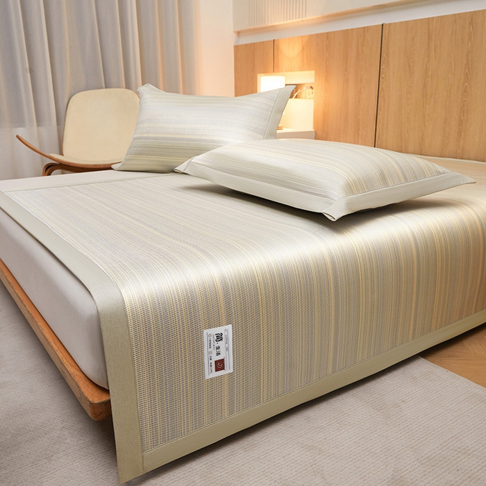 91家纺网 家纺一手货源 找家纺 全季家居 2025新款5A抗菌防螨仿草席冰藤席凉席席子 简生活-雅黄 床席