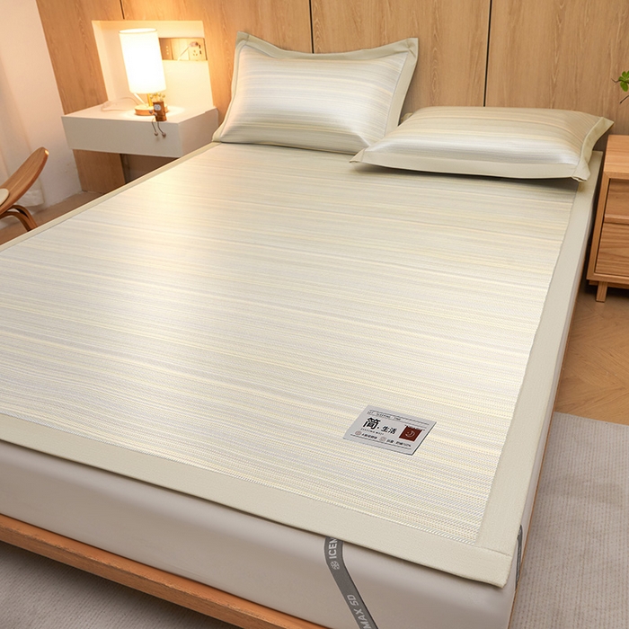 91家纺网 家纺一手货源 找家纺 全季家居 2025新款5A抗菌防螨仿草席冰藤席凉席席子 简生活-雅黄 床席