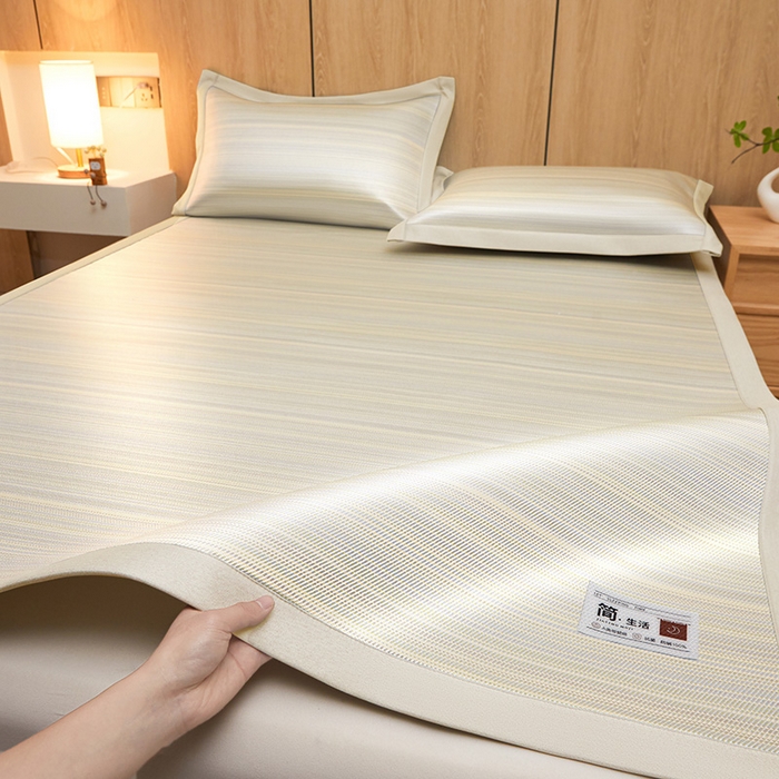 91家纺网 家纺一手货源 找家纺 全季家居 2025新款5A抗菌防螨仿草席冰藤席凉席席子 简生活-雅黄 床席