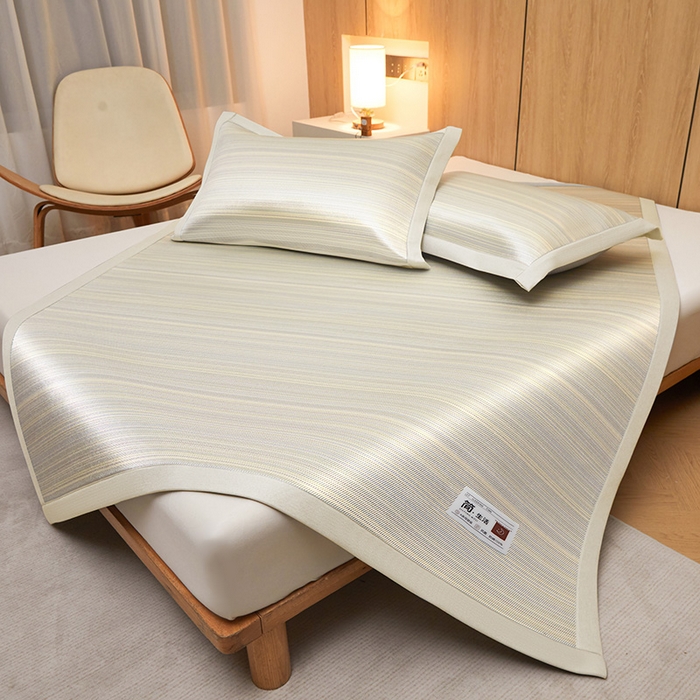 91家纺网 家纺一手货源 找家纺 全季家居 2025新款5A抗菌防螨仿草席冰藤席凉席席子 简生活-雅黄 床席