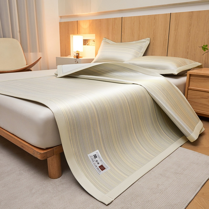 91家纺网 家纺一手货源 找家纺 全季家居 2025新款5A抗菌防螨仿草席冰藤席凉席席子 简生活-雅黄 床席