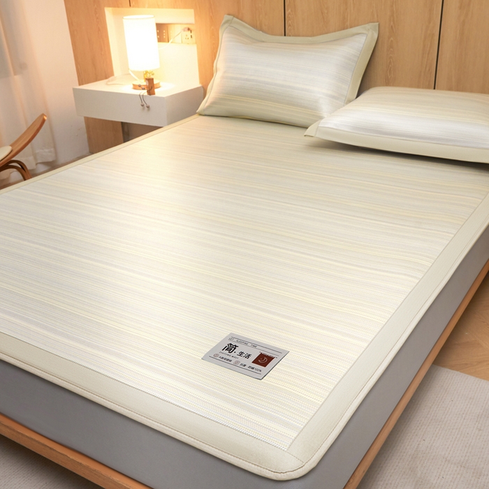 91家纺网 家纺一手货源 找家纺 全季家居 2025新款5A抗菌防螨仿草席冰藤席凉席席子 简生活-雅黄 床笠