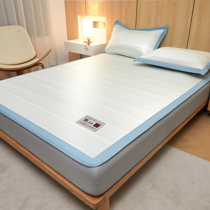 91家纺网 家纺一手货源 找家纺 全季家居 2025新款5A抗菌防螨仿草席冰藤席凉席席子 简生活-雅青 床笠