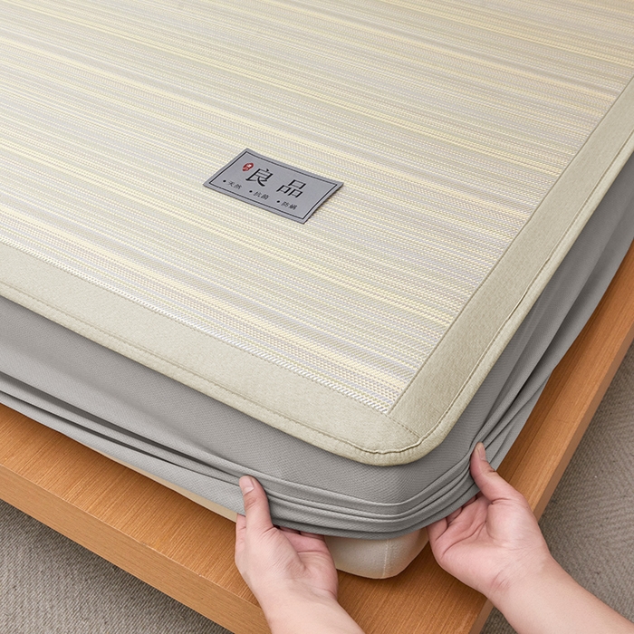 91家纺网 家纺一手货源 找家纺 全季家居 2025新款5A抗菌防螨仿草席冰藤席凉席席子 良品-雅黄 床笠