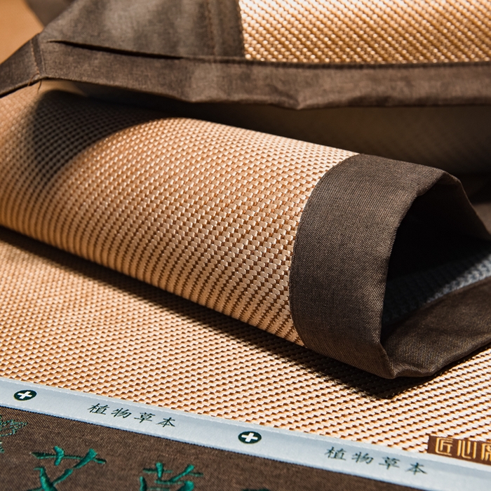 91家纺网 家纺一手货源 找家纺 全季家居 2025新款A类抗菌防螨艾草驱蚊冰藤席凉席席子 艾草-金色