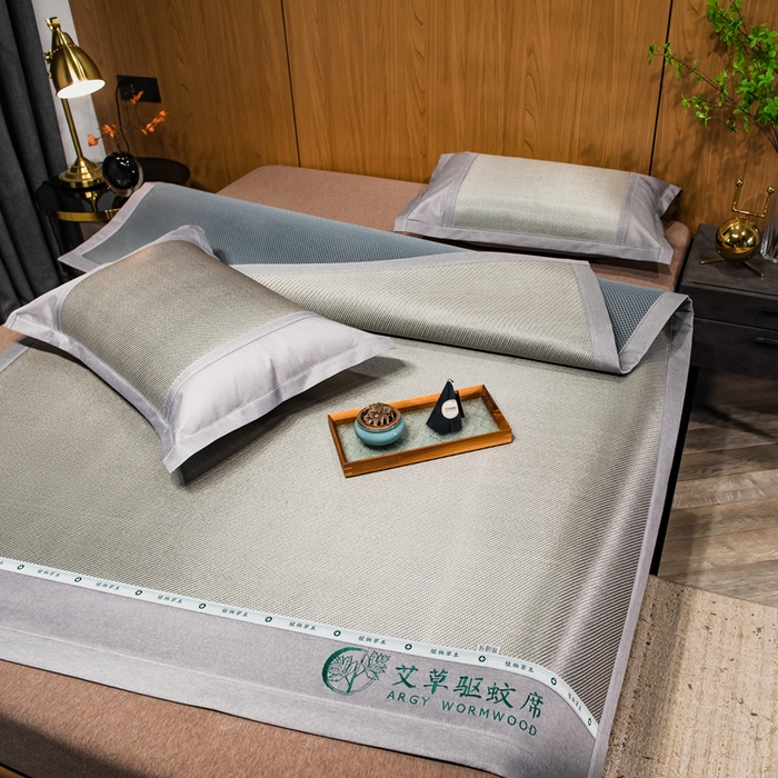 91家纺网 家纺一手货源 找家纺 全季家居 2025新款A类抗菌防螨艾草驱蚊冰藤席凉席席子 艾草-浅灰