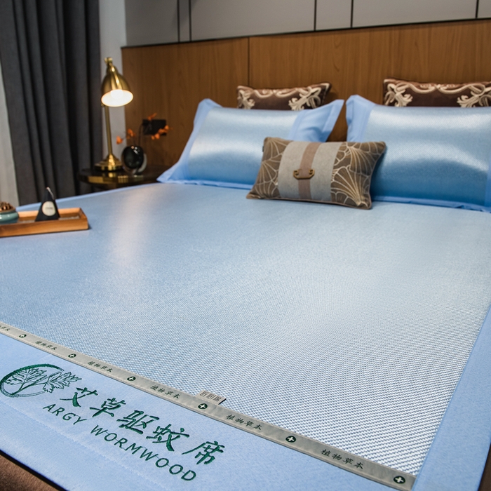 91家纺网 家纺一手货源 找家纺 全季家居 2025新款A类抗菌防螨艾草驱蚊冰藤席凉席席子 艾草-天蓝