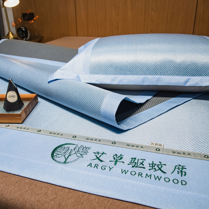 91家纺网 家纺一手货源 找家纺 全季家居 2025新款A类抗菌防螨艾草驱蚊冰藤席凉席席子 艾草-天蓝