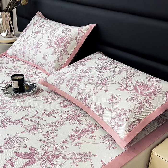 91家纺网 家纺一手货源 找家纺 全季家居 2025新款A类花卉系列数码印花冰藤席凉席席子 繁花物语-淡粉 床席