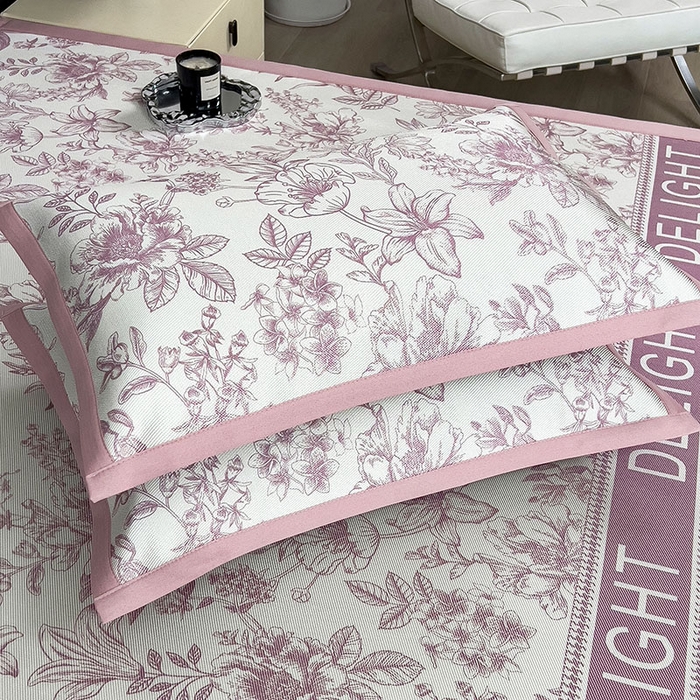 91家纺网 家纺一手货源 找家纺 全季家居 2025新款A类花卉系列数码印花冰藤席凉席席子 繁花物语-淡粉 床席