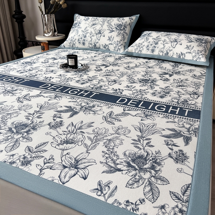 91家纺网 家纺一手货源 找家纺 全季家居 2025新款A类花卉系列数码印花冰藤席凉席席子 繁花物语-深蓝 床席