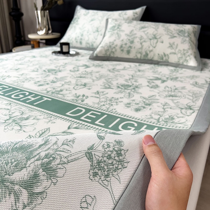 91家纺网 家纺一手货源 找家纺 全季家居 2025新款A类花卉系列数码印花冰藤席凉席席子 繁花物语-水绿 床席