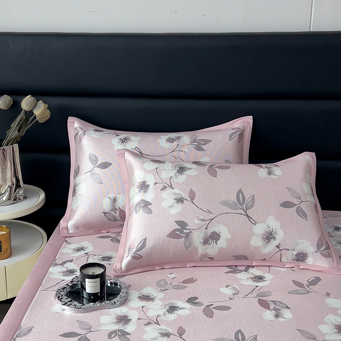 91家纺网 家纺一手货源 找家纺 全季家居 2025新款A类花卉系列数码印花冰藤席凉席席子 花漫舞曲-淡粉 床席