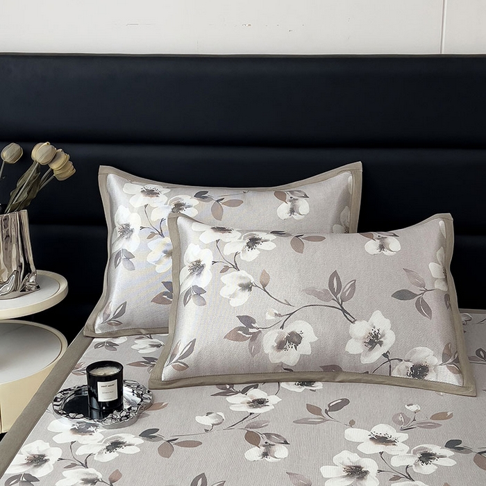 91家纺网 家纺一手货源 找家纺 全季家居 2025新款A类花卉系列数码印花冰藤席凉席席子 花漫舞曲-浅咖 床席