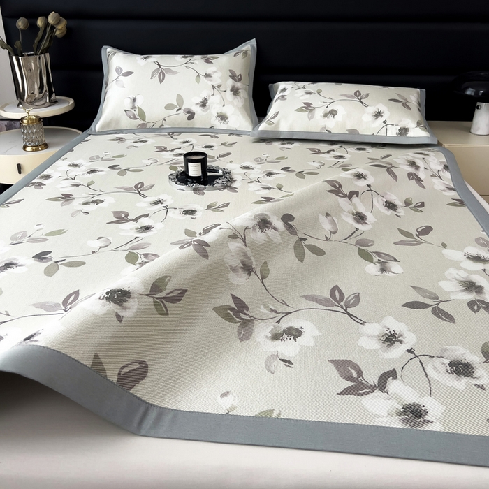 91家纺网 家纺一手货源 找家纺 全季家居 2025新款A类花卉系列数码印花冰藤席凉席席子 花漫舞曲-水绿 床席