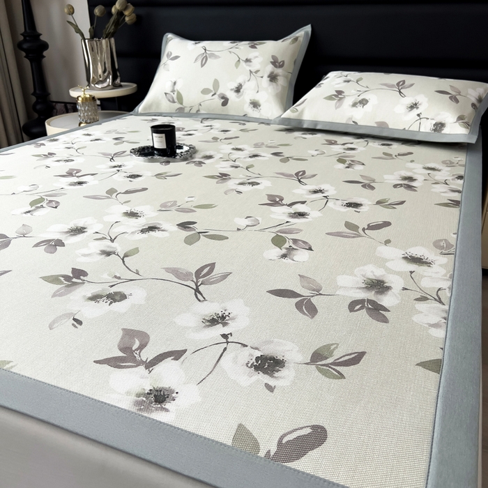 91家纺网 家纺一手货源 找家纺 全季家居 2025新款A类花卉系列数码印花冰藤席凉席席子 花漫舞曲-水绿 床席