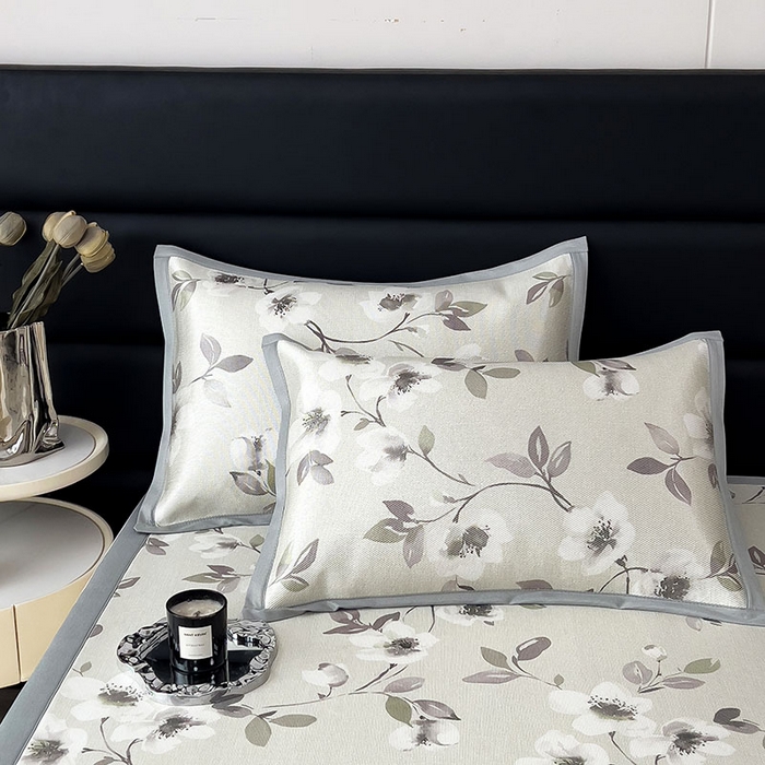 91家纺网 家纺一手货源 找家纺 全季家居 2025新款A类花卉系列数码印花冰藤席凉席席子 花漫舞曲-水绿 床席