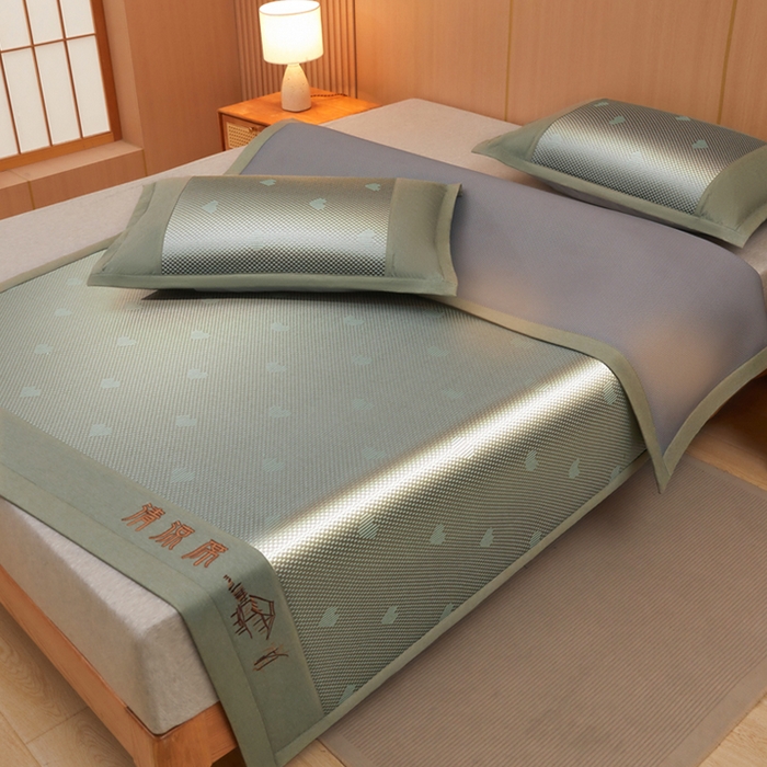 91家纺网 家纺一手货源 找家纺 全季家居 2025新款A类抗菌防螨清凉提花冰藤席凉席席子 爱心-水绿 床席