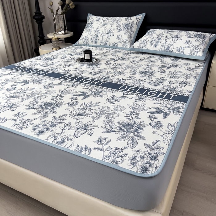 91家纺网 家纺一手货源 找家纺 全季家居 2025新款A类花卉系列数码印花冰藤席凉席席子 繁花物语-深蓝 床笠