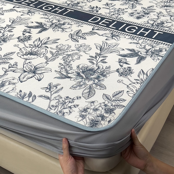 91家纺网 家纺一手货源 找家纺 全季家居 2025新款A类花卉系列数码印花冰藤席凉席席子 繁花物语-深蓝 床笠