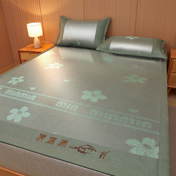 91家纺网 家纺一手货源 找家纺 全季家居 2025新款A类抗菌防螨清凉提花冰藤席凉席席子 花语-水绿 床席