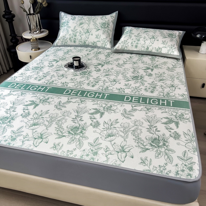 91家纺网 家纺一手货源 找家纺 全季家居 2025新款A类花卉系列数码印花冰藤席凉席席子 繁花物语-水绿 床笠