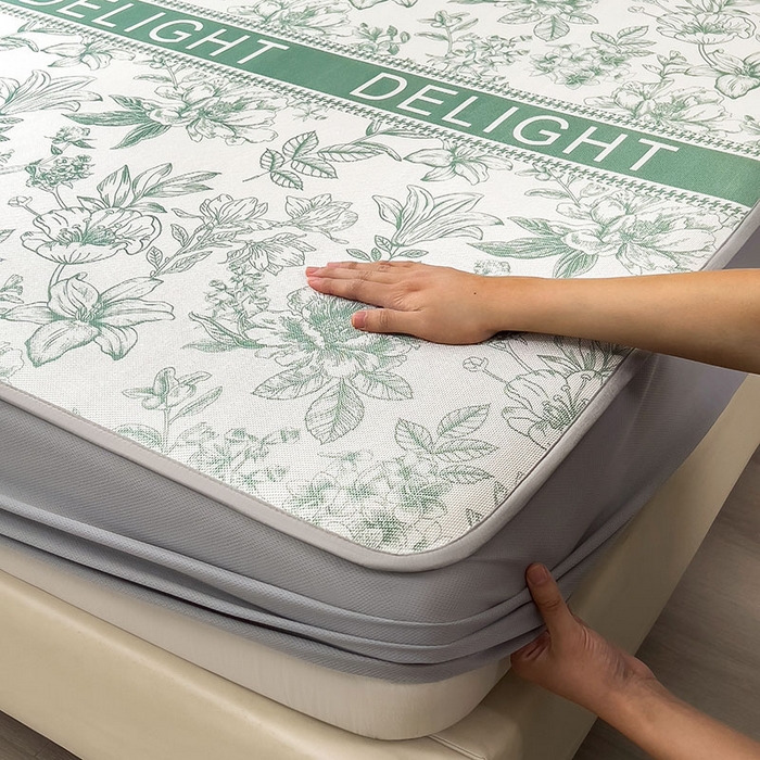 91家纺网 家纺一手货源 找家纺 全季家居 2025新款A类花卉系列数码印花冰藤席凉席席子 繁花物语-水绿 床笠